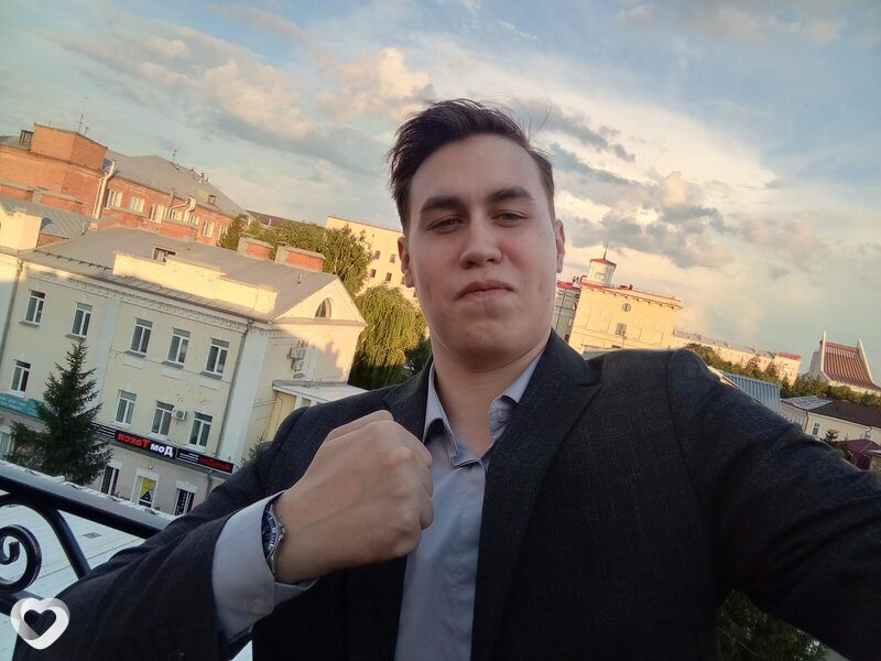 Павел, 22, Омске — анкета №3430328