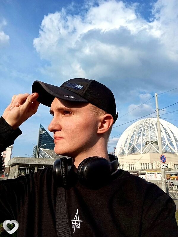 Тин, 21, Екатеринбурге — анкета №3430775