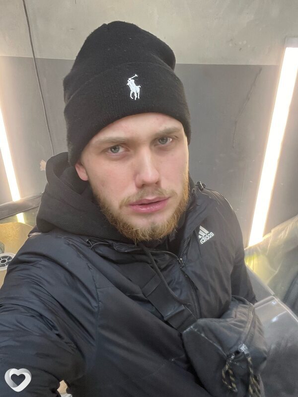 Максим, 22, Белгороде — анкета №3432323