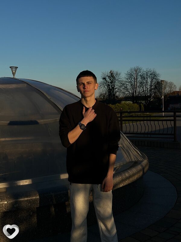 Евгений, 23, Слониме — анкета №3432078