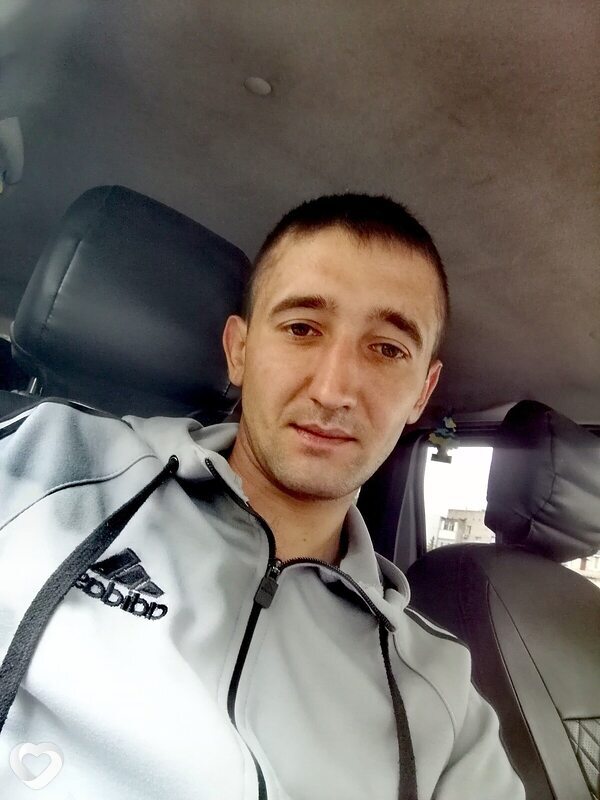 Максим, 31, Урюпинске — анкета №3432350