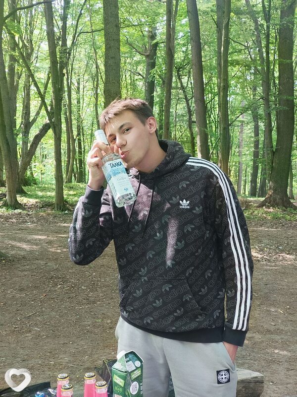 Кирилл, 23, Калининграде — анкета №3433204