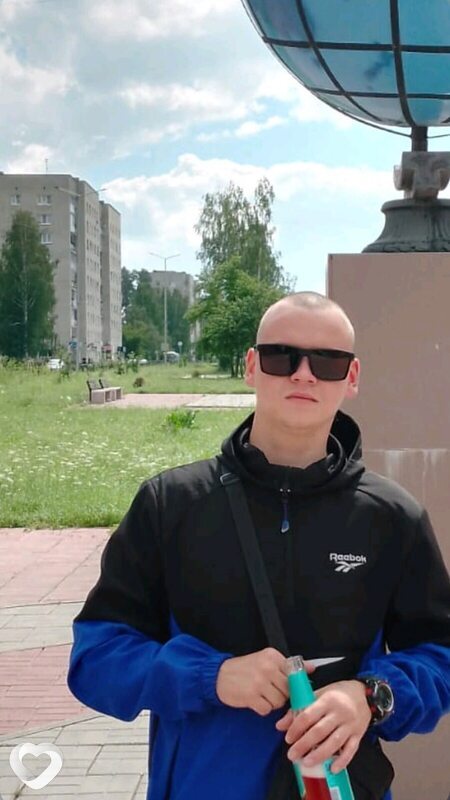 Вова, 25, Осинниках — анкета №3433035