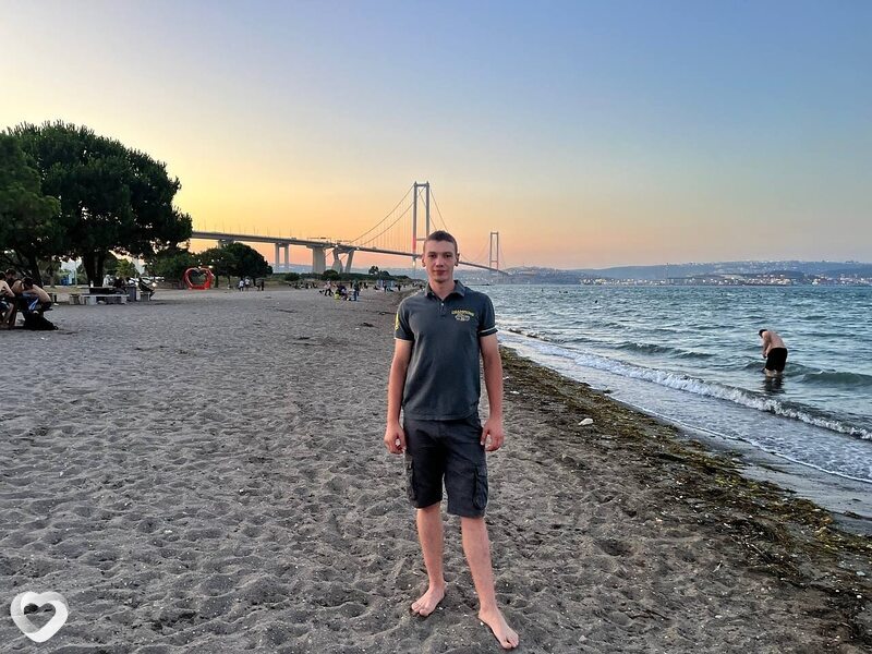 Антон, 25, Геленджике — анкета №3433228