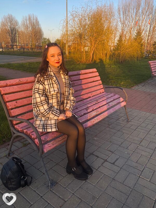 Анна, 20, Ульяновске — анкета №3434319