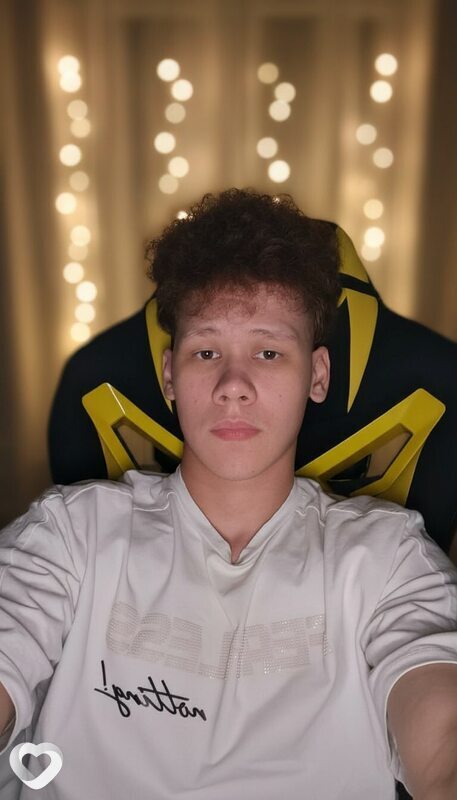 Александр, 21, Нерюнгри — анкета №3434910