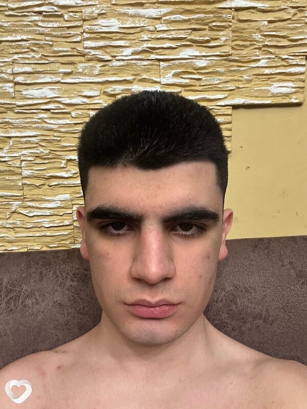 Давид, 20, Смоленске — анкета №3435100