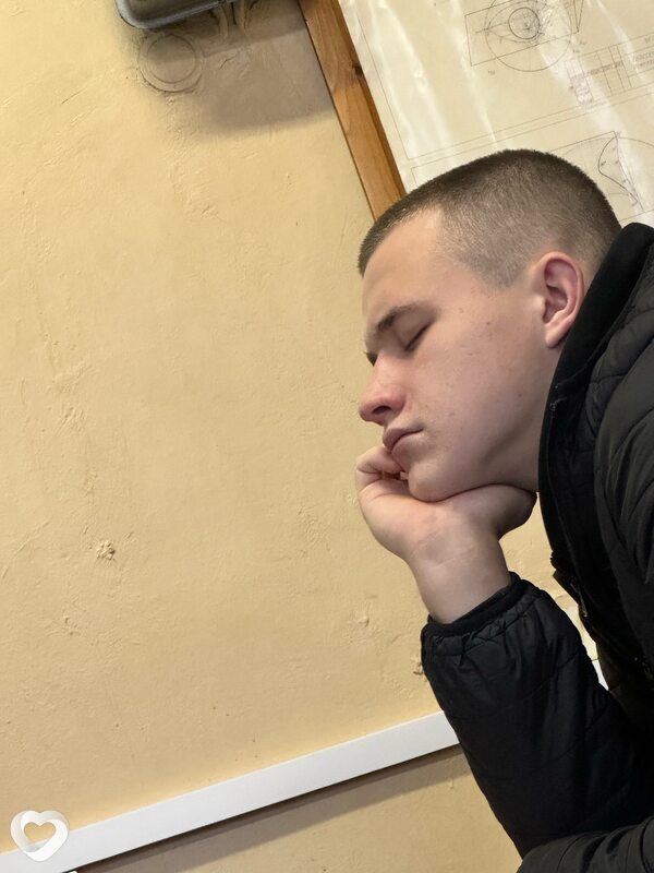 Миха, 19, Кирове — анкета №3435423