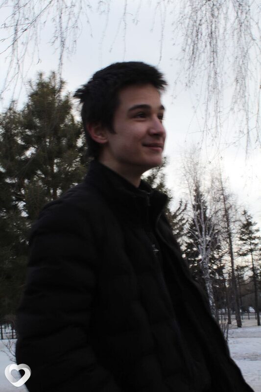 Артём, 18, Омске — анкета №3435960