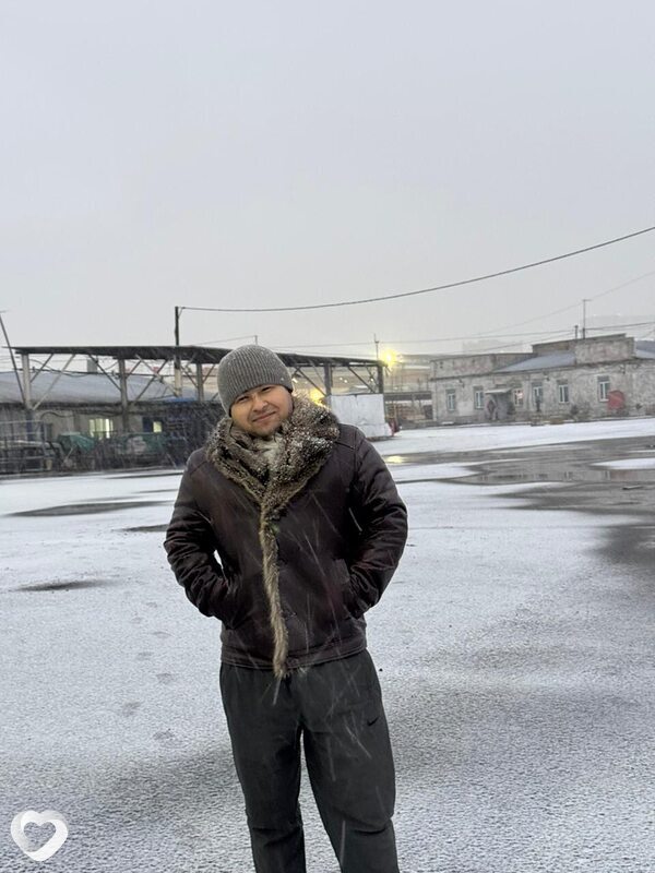 Ойбек, 21, Москве — анкета №3436005