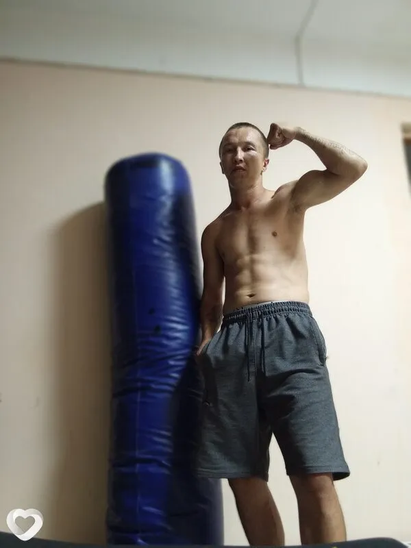 Николай, 27, Новоалтайске — анкета №3436232