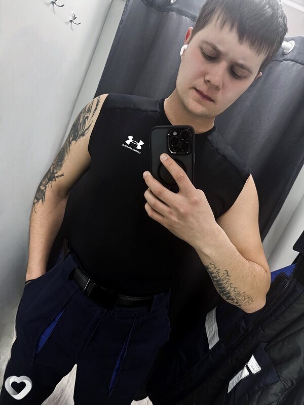 Олег, 23, Биробиджане — анкета №3437031