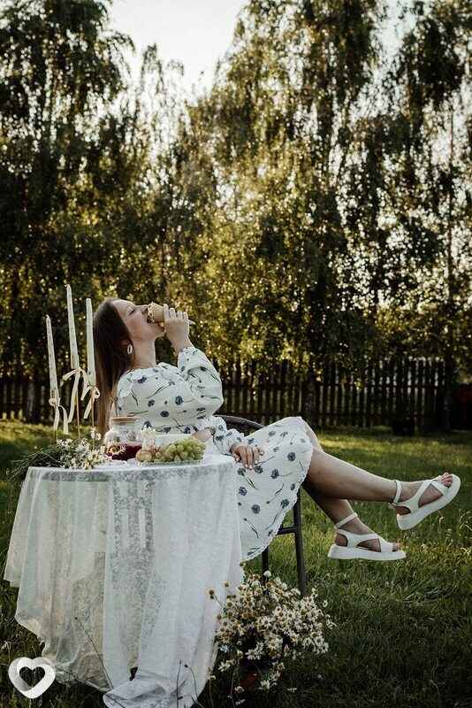 Алеся, Мир