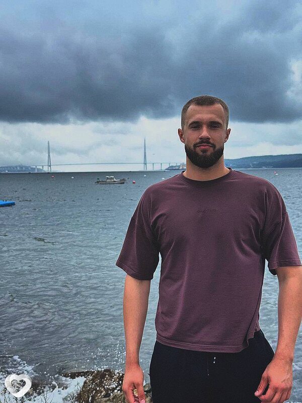 Ваня, 23, Владивостоке — анкета №3437660