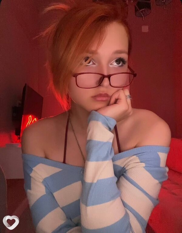 Лана, 18, Санкт-Петербурге — анкета №3438208