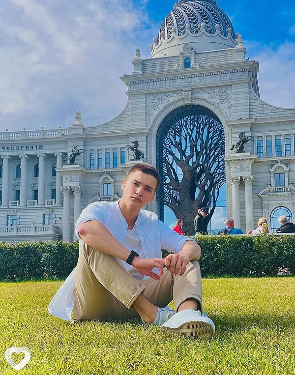 Олег, 25, Череповце — анкета №3439916