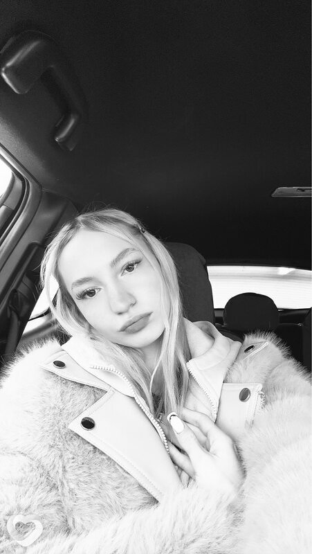 Вика, 19, Москве — анкета №3439369