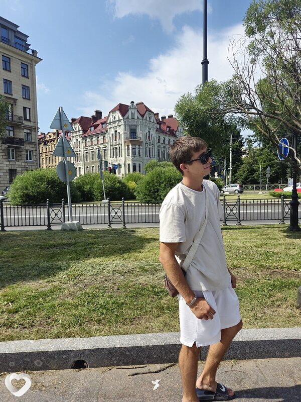 Дмитрий, 21, Саратове — анкета №3440119