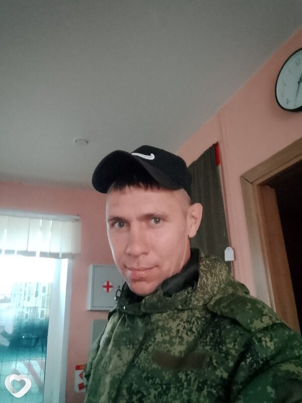 Михаил, 36, Уссурийске — анкета №3440598