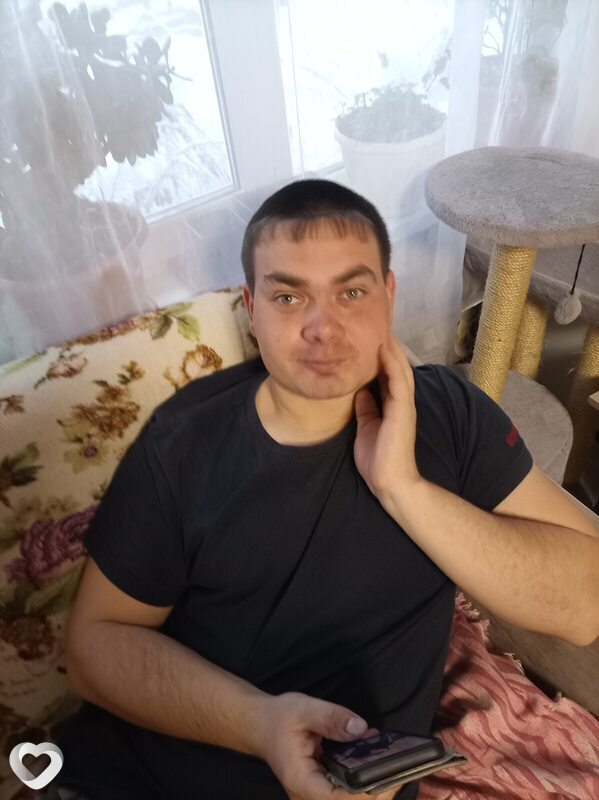 Женя, 24, Бийске — анкета №3441708