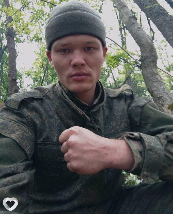 Максим, 26, Полысаеве — анкета №3441858