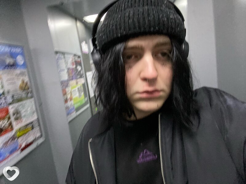 Артем, 20, Ижевске — анкета №3442036