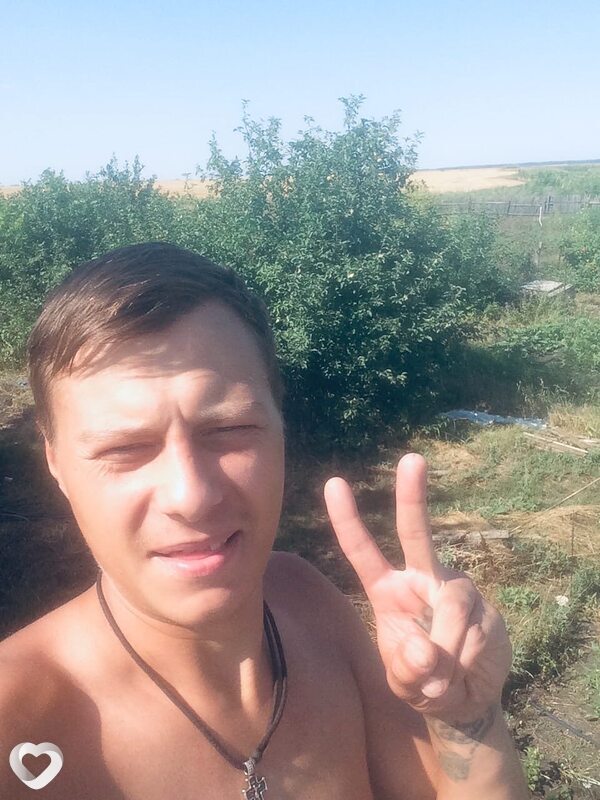 Роман, 19, Саратове — анкета №3442609