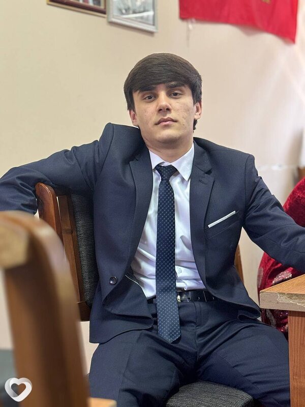 Бехруз, 22, Москве — анкета №3443095