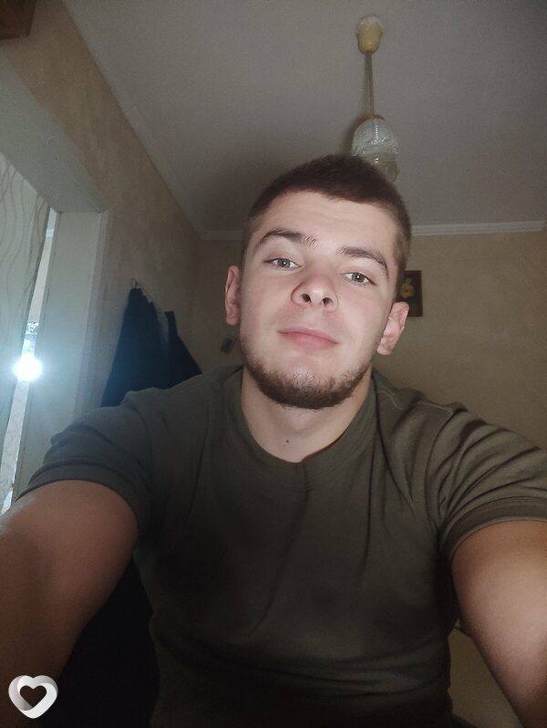 Андрей, 22, Днепр — анкета №3444404