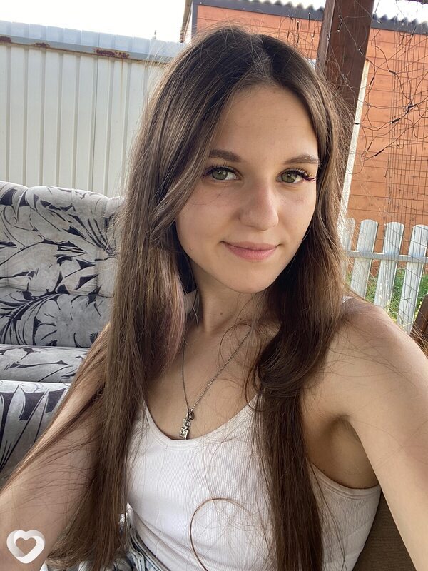 Екатерина, 21, Ангарске — анкета №3445023