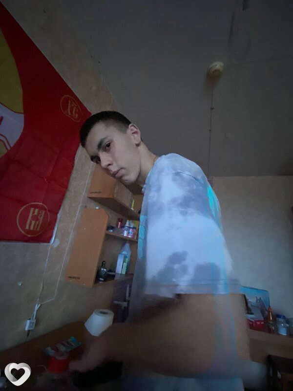 Эдик, 19, Архангельске — анкета №3446283