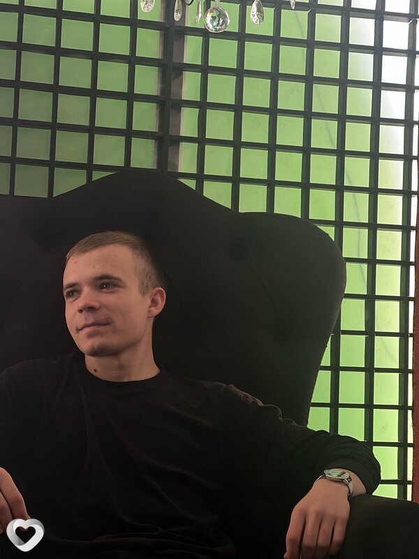 Роман, 22, Донецке — анкета №3446439