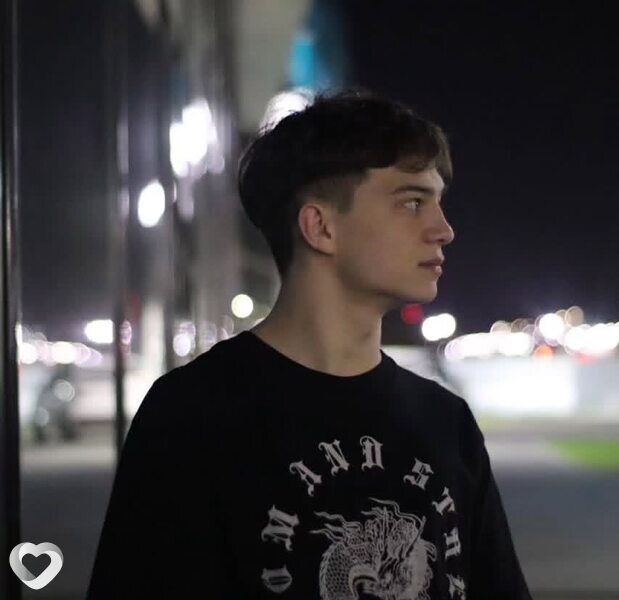 Валентин, 20, Бресте — анкета №3446927