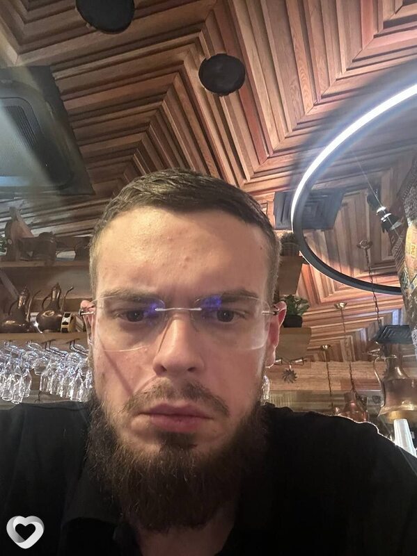 Альберт, 22, Сочи — анкета №3447652