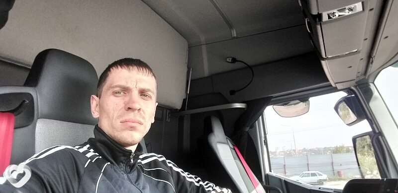 Роман, 35, Новошахтинске — анкета №3448005