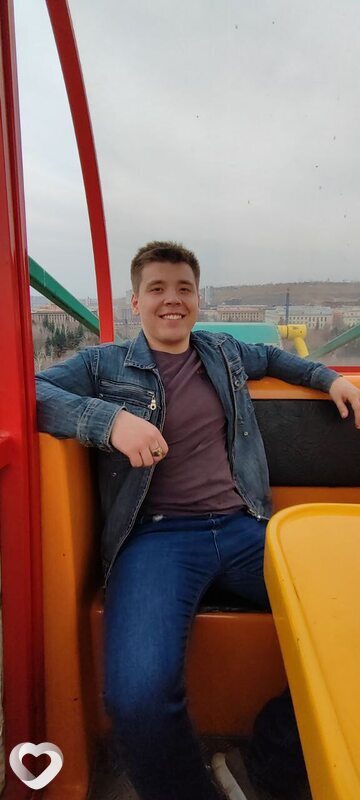Алекс, 23, Красноярске — анкета №3448547