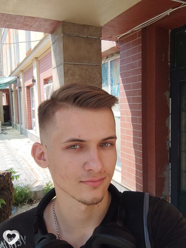 Максим, 21, Бишкек — анкета №3449177