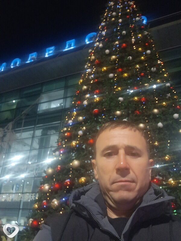 Гриша, Хабары