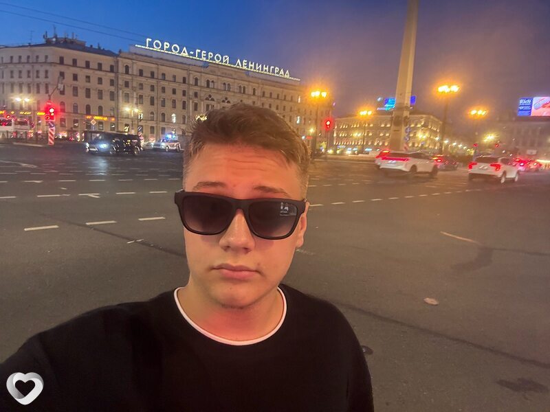 Александр, 18, Москве — анкета №3449357