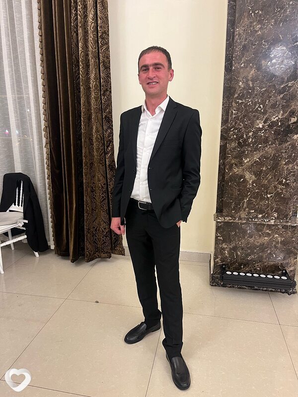 Артем, 35, Адлер — анкета №3449580