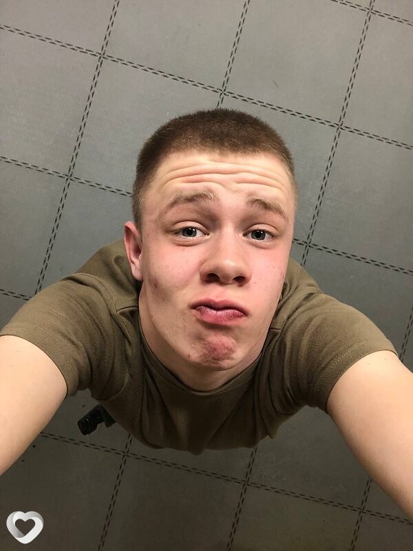 Алексей, 21, Омске — анкета №3449461