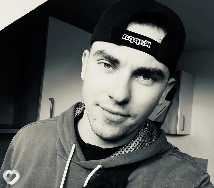 Іван, 25, Познань — анкета №3449825