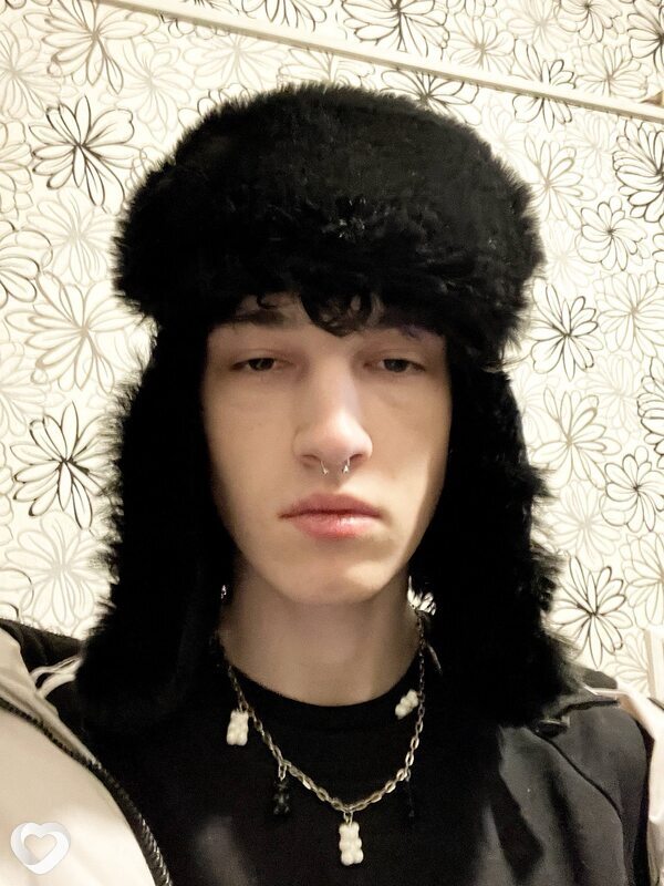 Даня, 23, Бийске — анкета №3449770