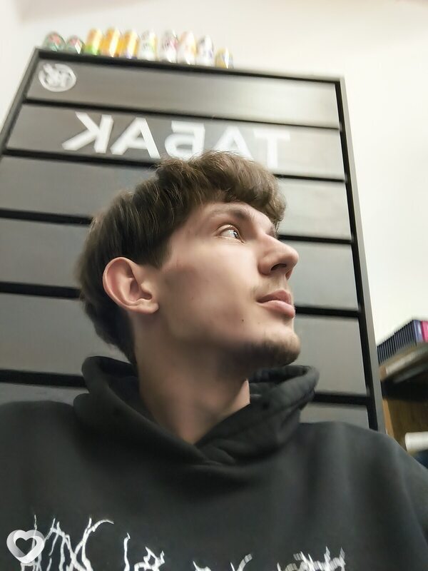 Павел, 21, Белгороде — анкета №3450376