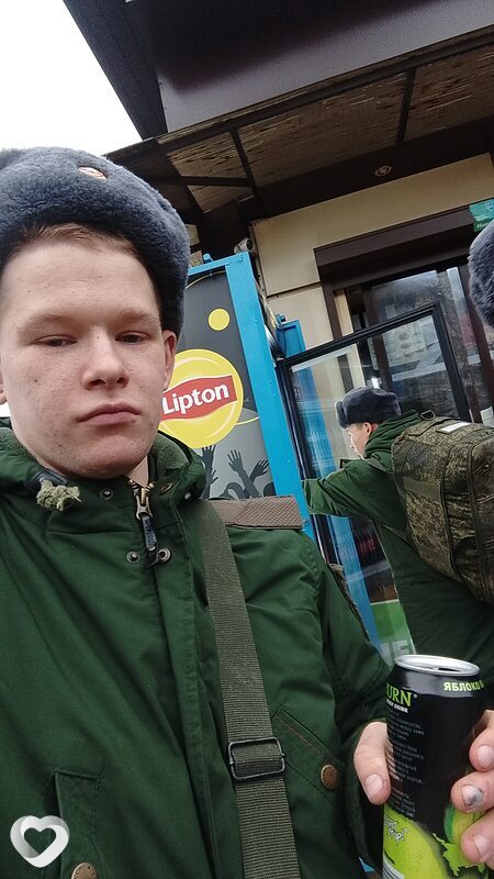 Александр, 21, Красноярске — анкета №3450496