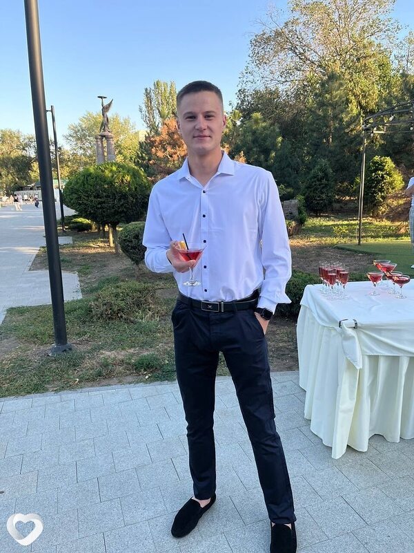 Александр, 23, Таганроге — анкета №3450714