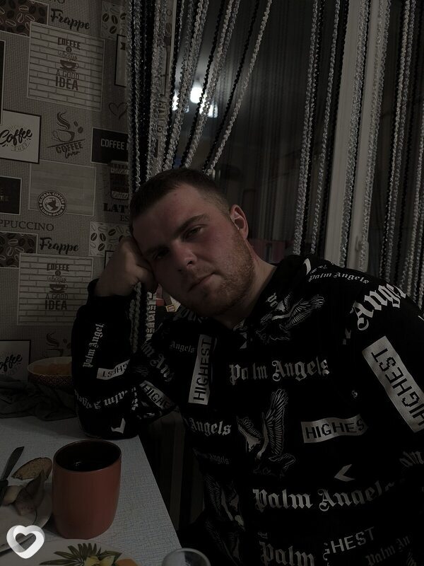 Максим, 21, Глубоком — анкета №3451164