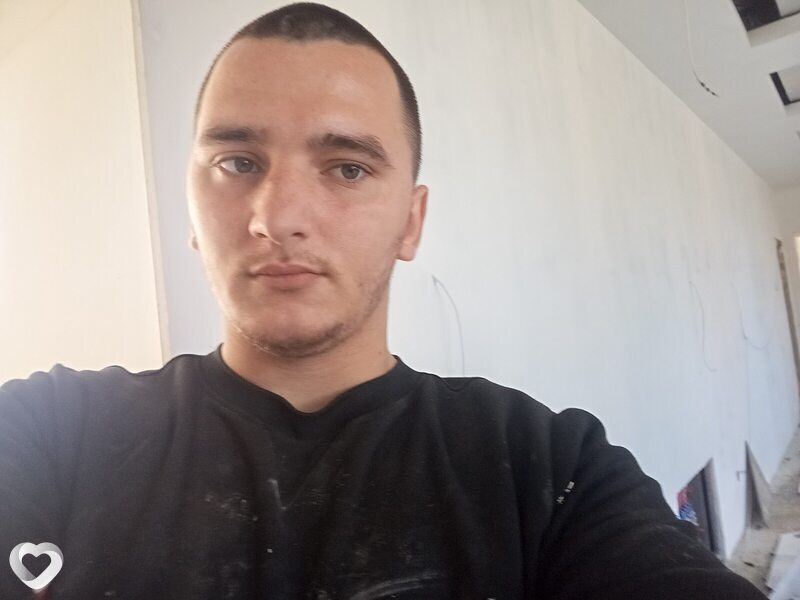 Олександр, 23, Кривое Роге — анкета №3451433