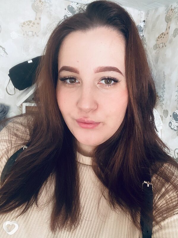 Ксения, 22, Бийске — анкета №3451860