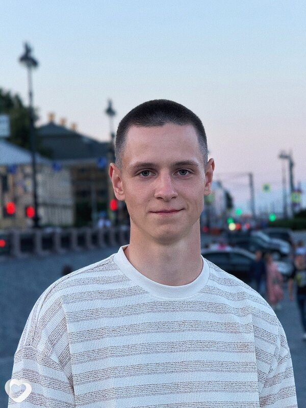 Максим, 24, Мончегорске — анкета №3452432
